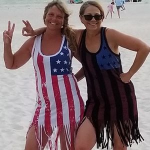 Meet your Poshers, Kerrie and Sandy